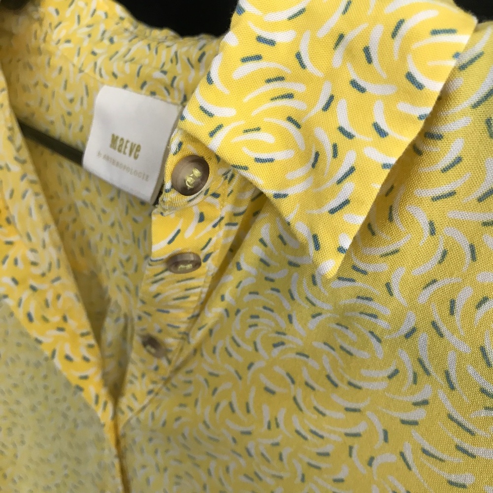 Maeve! Beautiful Patterned Yellow Button Down Blo… - image 1